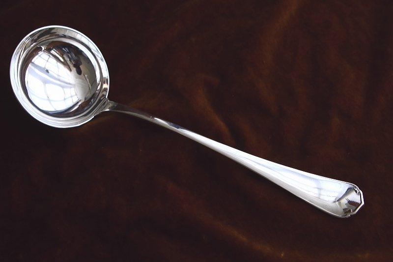 クリストフルのスープレードル　japonais フランス　christofle アンティークストリュフ