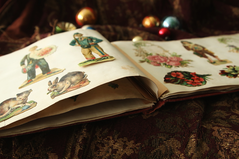 ヴィクトリアン　クロモスアルバム　イギリス アンティークストリュフ