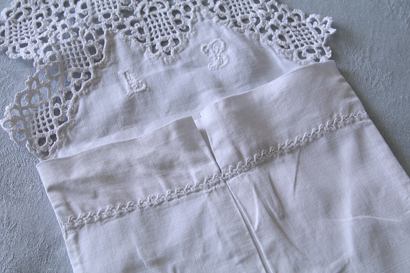 レースフラップ　リネンブラシケース　イギリス　アンティークストリュフ