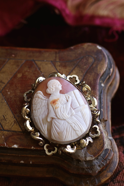 大天使のシェルカメオブローチ　ガブリエル　ヴィクトリアン　イギリス　アンティークストリュフ 20251010