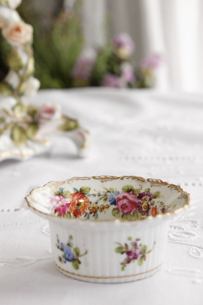 アンティークドレスデン　手描きの花　小鉢　ドイツ