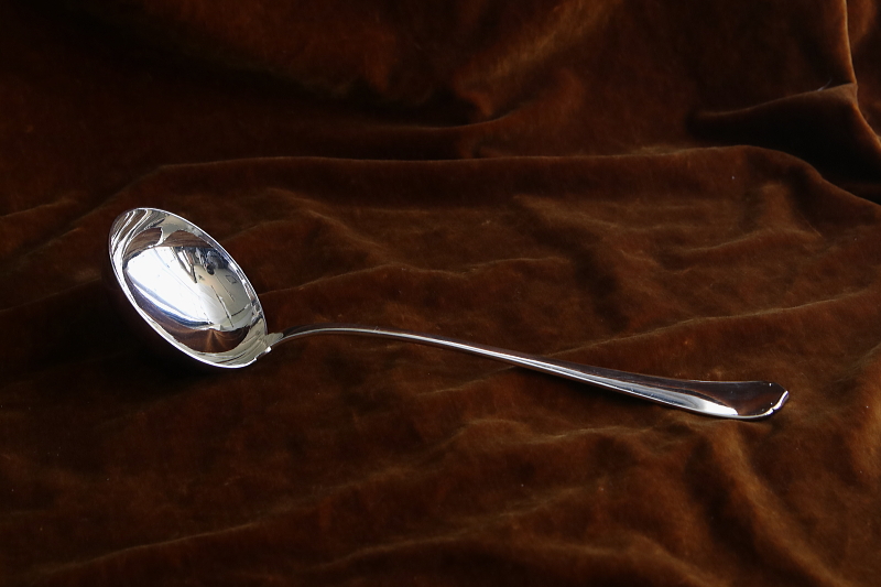 クリストフルのスープレードル　japonais フランス　christofle アンティークストリュフ