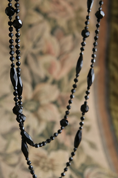 フレンチジェットロングネックレス　ヴィクトリアン　イギリス アンティークストリュフ