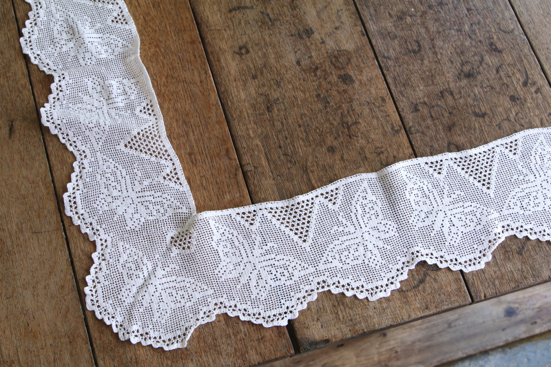 蝶のクロッシェブレード　端レース　イギリス