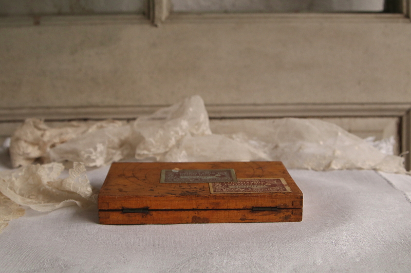 ヴィクトリアンパーツボックス　楽譜ステージ　アンティークストリュフ