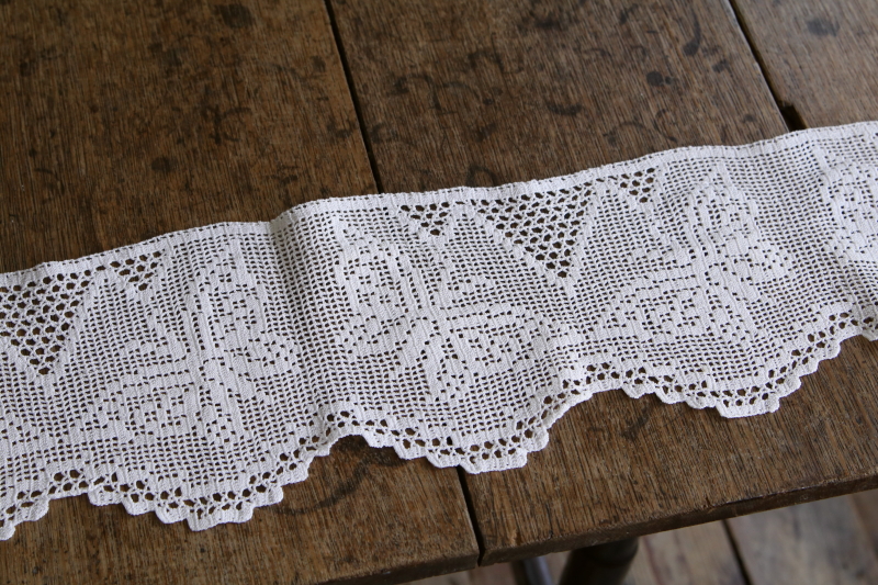 蝶のクロッシェブレード　端レース　イギリス