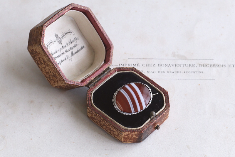 スコティッシュアゲートシルバーブローチ　スコットランド　アンティークストリュフ