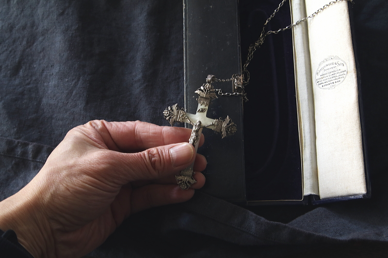 プルミコミュニオン　マザーオブパール　シルバークロス　フランス　アンティークストリュフ