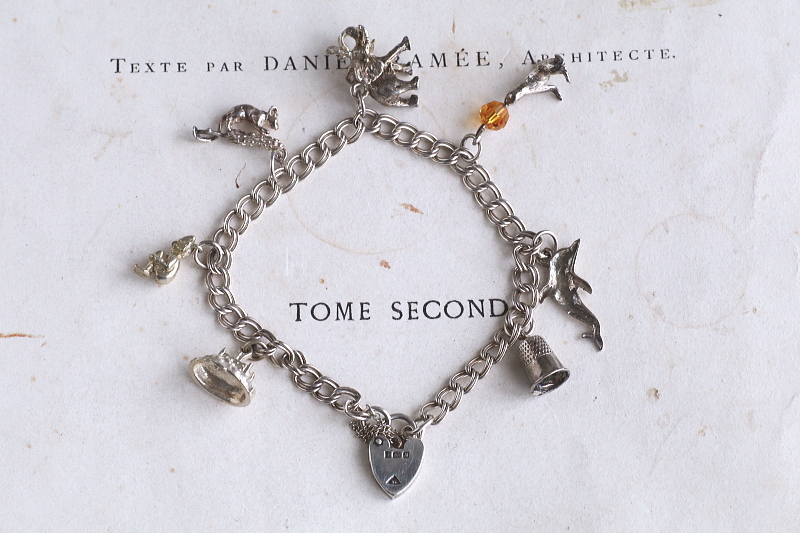 シルバーチャーム　チェーンブレスレット　イルカ　イギリス　アンティークストリュフ