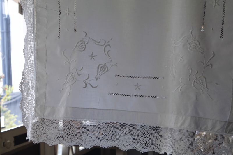 薔薇のクロッシェリネンテーブルクロス　刺繍　イギリス アンティークストリュフ