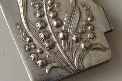 鈴蘭のカルネドバル　フランス　アンティークストリュフ