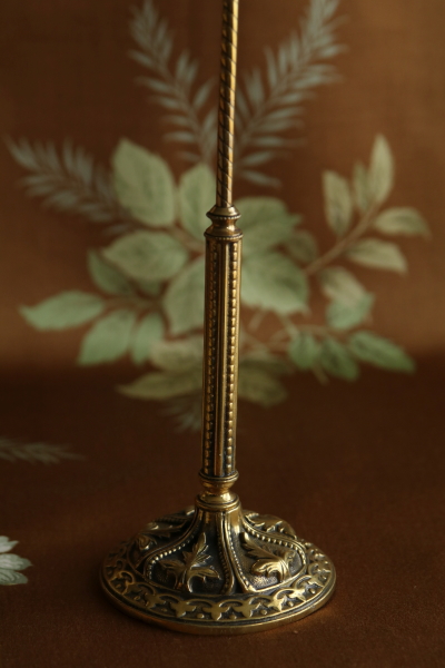 真鍮のフェイススクリーンスタンド　ヴィクトリアン　イギリス　アンティークストリュフ