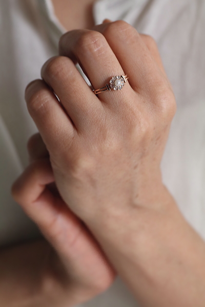 パールアンドローズカットダイヤ　デイジーリング　フランス　アンティークストリュフ