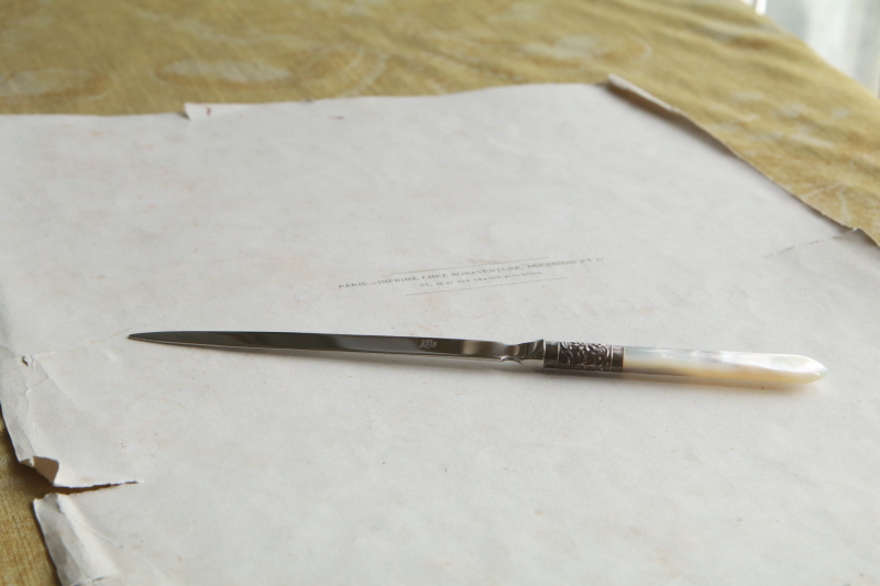 マザーオブパールハンドルペーパーナイフ　イギリス　アンティークストリュフ