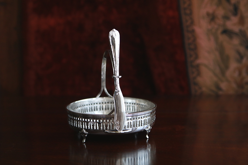 Mappin and Webb バターティッシュ&ナイフ　イギリス　アンティークストリュフ