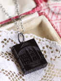 WHITBY JET�@�u�b�N�y���_���g�`���[���@�W�F�b�g�@�C�M���X�@�A���e�B�[�N�X�g�����t 20260623