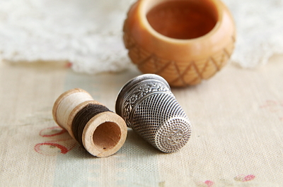 エイコーンのソーイングセット　ベジタブルアイボリー　ヴィクトリアン　イギリス　アンティークストリュフ