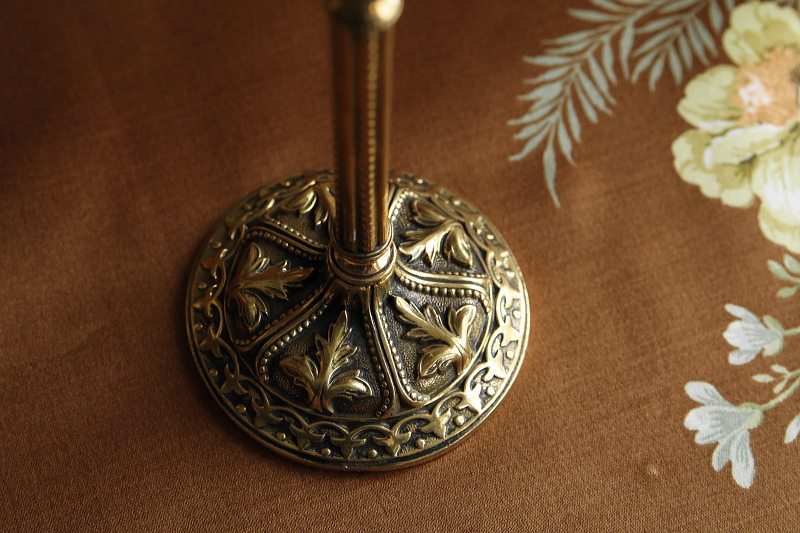 真鍮のフェイススクリーンスタンド　ヴィクトリアン　イギリス　アンティークストリュフ