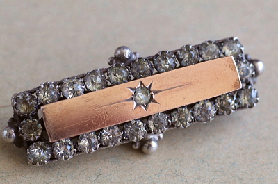 ゴールドアンドシルバー　ペーストブローチ　ヴィクトリアン　イギリス　アンティークストリュフ