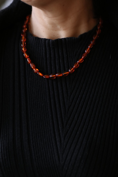 アンバービーズネックレス　ヴィンテージ　ヨーロッパ　アンティークストリュフ 20260325