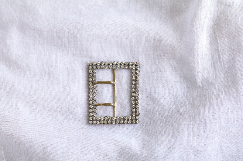 オールドペーストバックル　ヨーロッパ アンティークストリュフ