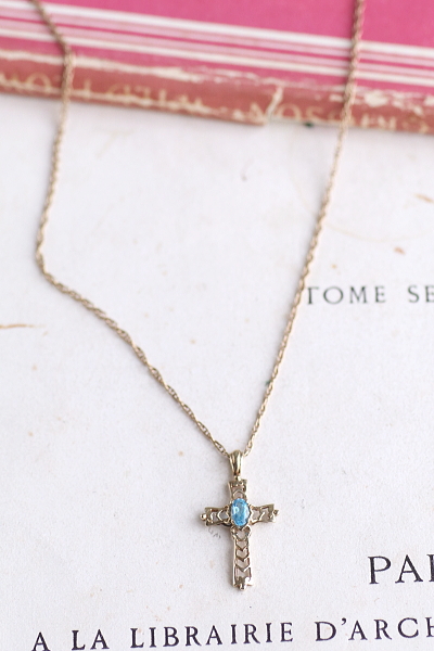 ブルートパーズ　ゴールドクロスペンダント　イギリス　アンティークストリュフ　 20251218