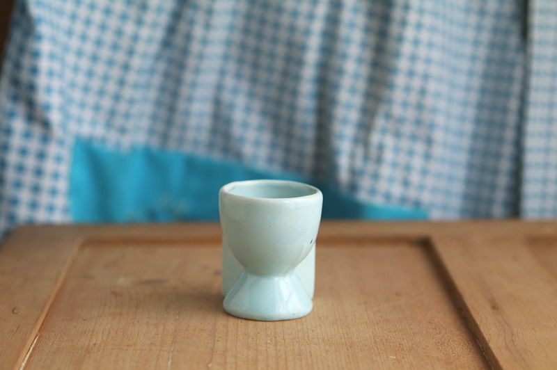 Sootyのエッグカップ　イギリス アンティークストリュフ