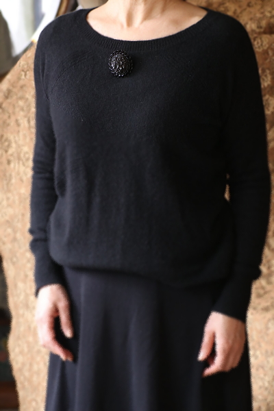 葡萄のジェットブローチ　ヴィクトリアン　イギリス　アンティークストリュフ