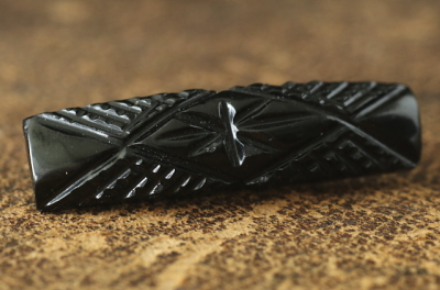 ヴィクトリアンジェットブローチ　アンティークジュエリー　ヴィンテージアクセサリー　アンティークストリュフ