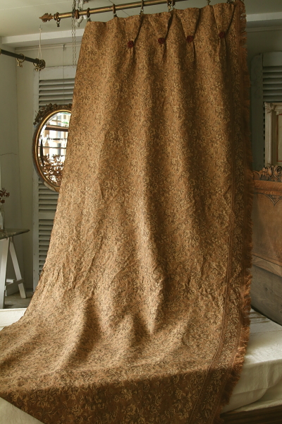 花模様のオールドゴブランカーテン　フランス　アンティークストリュフ