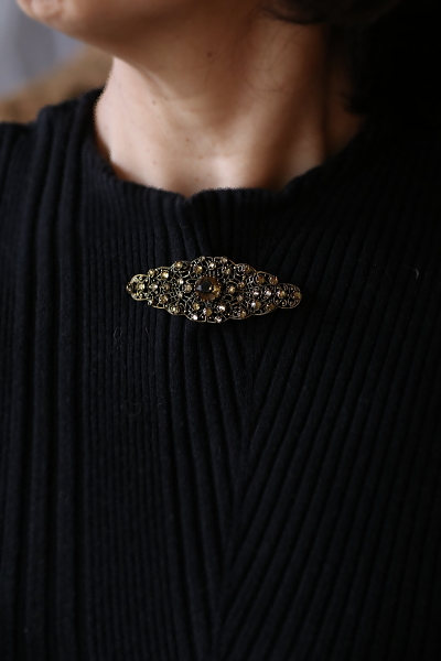 トパーズガラス　フィリグリーブローチ　ヨーロッパ　アンティークストリュフ