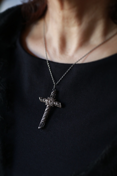 オールドシルバーフィリグリーペンダント　ヨーロッパ　アンティークストリュフ