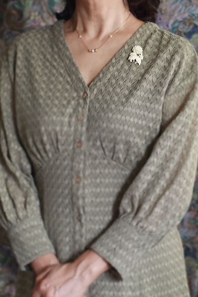 ダリアのアイボリーブローチ　象牙　ヨーロッパ　アンティークストリュフ