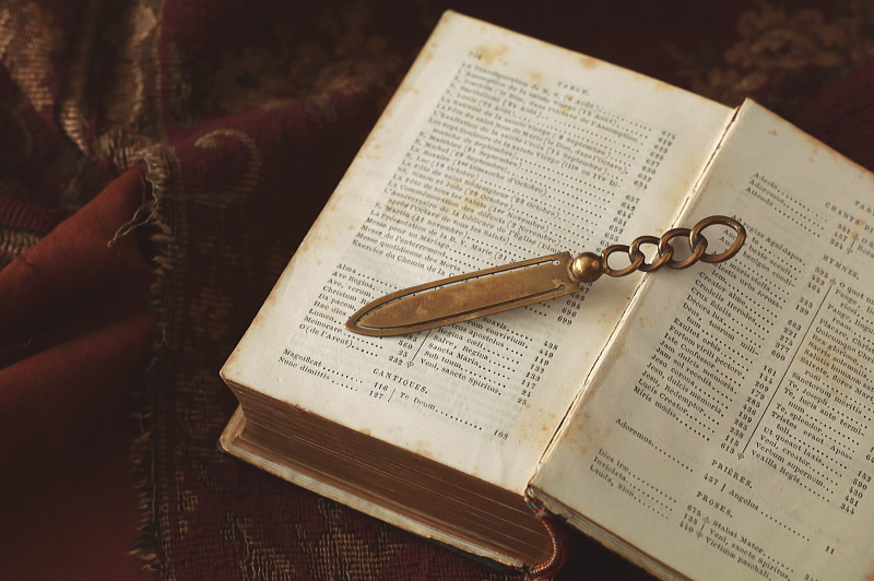 ブラスブックマーク　ペーパーナイフ　イギリス　アンティークストリュフ