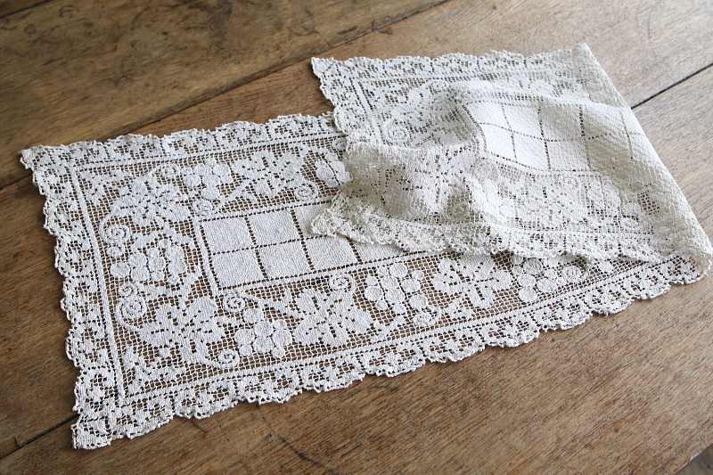 葡萄のフィレレーステーブルランナー　イギリス　アンティークストリュフ