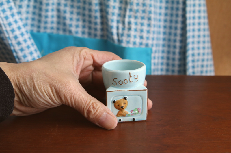 Sootyのエッグカップ　イギリス アンティークストリュフ