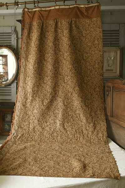 花模様のオールドゴブランカーテン　フランス　アンティークストリュフ