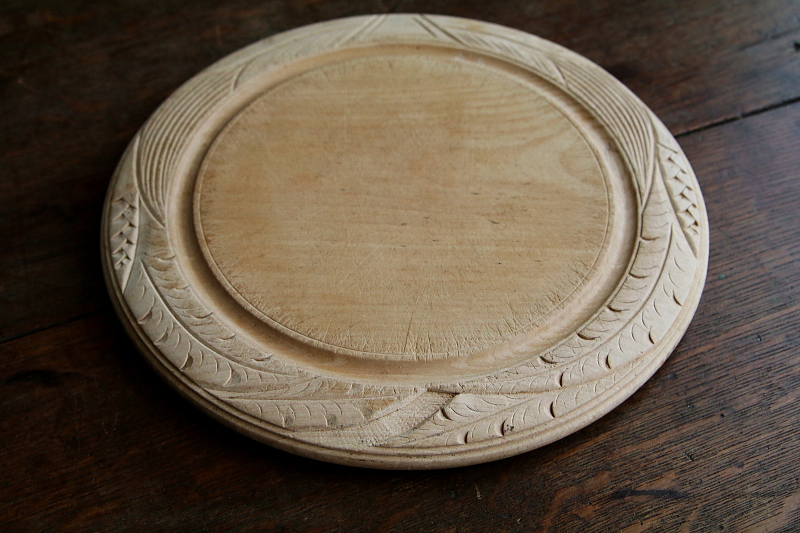 小麦の彫刻のブレッドボード　イギリス　アンティークストリュフ