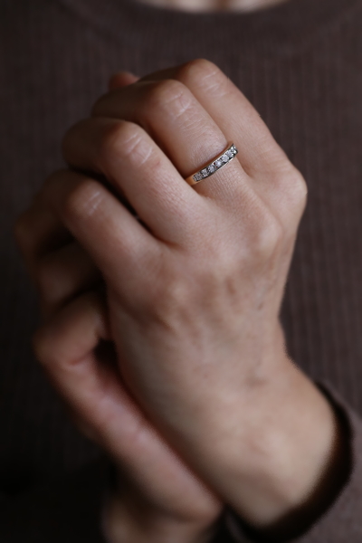 メレダイヤハーフエタニティリング　イギリス　アンティークストリュフ