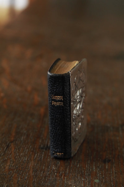 エンジェルズヘッズの銀装丁　コモンプレイヤー　聖公会　祈祷書　イギリス　アンティークストリュフ