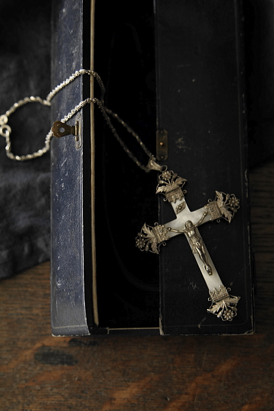 プルミコミュニオン　マザーオブパール　シルバークロス　フランス　アンティークストリュフ 20260130