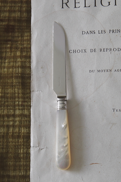 マザーオブパールハンドルデザートナイフ　james dixon and sons イギリス　アンティークストリュフ