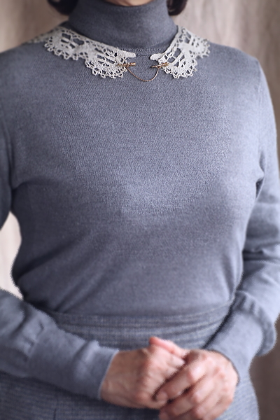 ホルンのカラーピンブローチ アンティークストリュフ 20251127