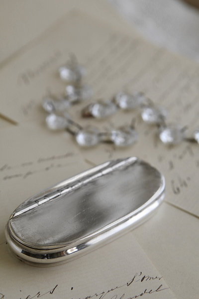 シルバープレートスナッフボックス　james dixon イギリス アンティークストリュフ