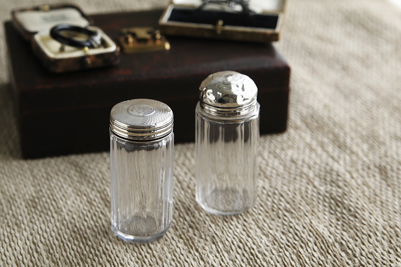 カットグラス　ドレッシングジャー　イギリス　アンティークストリュフ