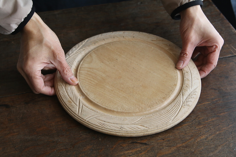 小麦の彫刻のブレッドボード　イギリス　アンティークストリュフ