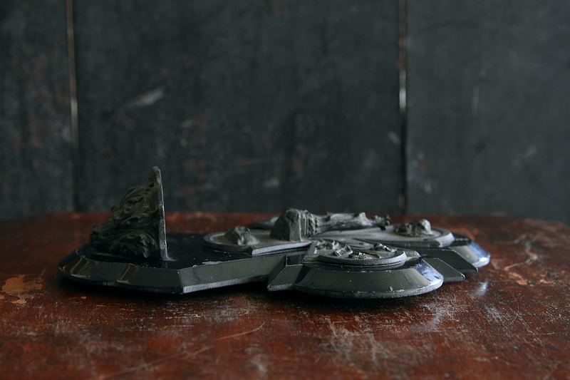 石の十字架の聖水盤　フランス　アンティークストリュフ