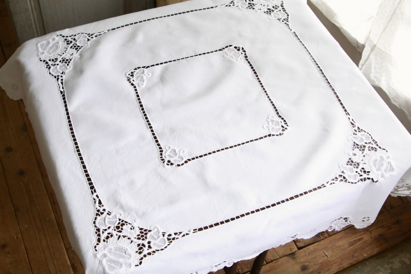葡萄モチーフのニードルレース　リネンテーブルクロス　イギリス　アンティークストリュフ
