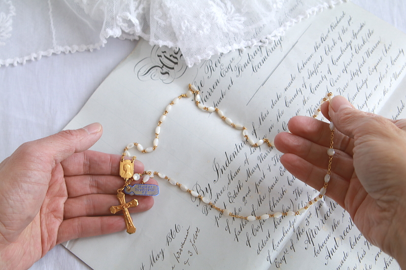 マザーオブパールのロザリオ　デッドストック　ゴールドプレート　フランス　アンティークストリュフ