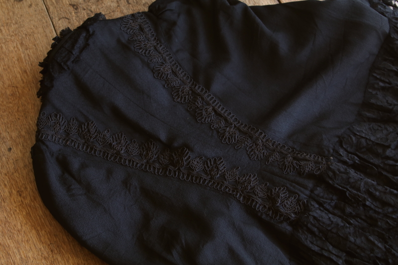 ブラックシルクのケープ　フランス　アンティークストリュフ